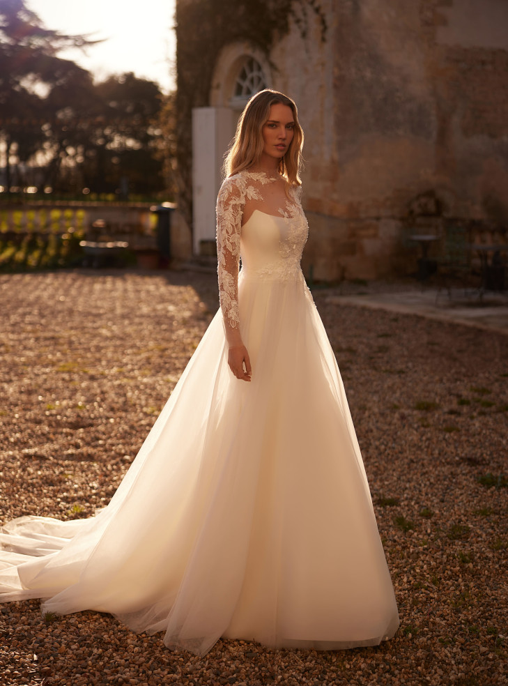 Aveline (dress + tulle robe)